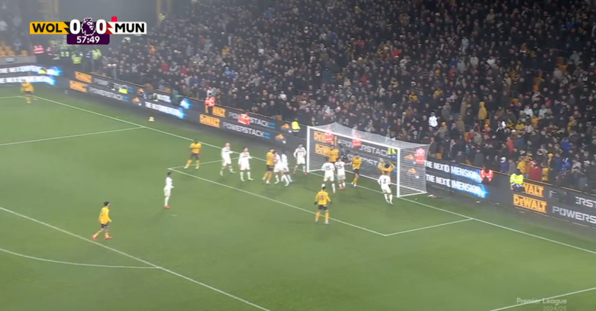 Manchester United, frittata di Onana: prende gol addirittura così | VIDEO