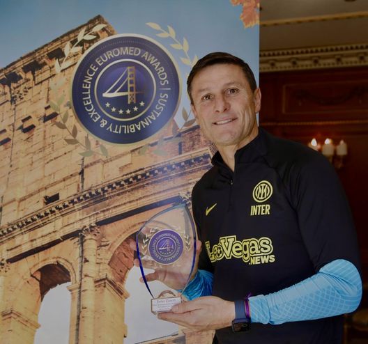 Inter, a Zanetti il premio Euro Mediterraneo: con lui anche tanti volti noti- immagine 2