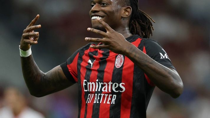 Il siluro di Leao: 'Ho detto no all'Inter e sì al Milan. Non potevo dire di no a Maldini'