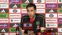 Arbitro piange in conferenza: “Mio figlio mi ha chiesto se sono un ladro” | VIDEO