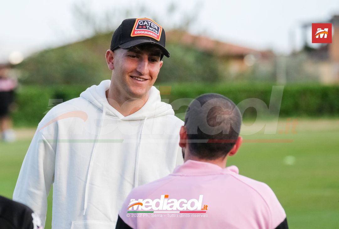 FOTO PALERMO, Giacomo Corona fa visita agli ex compagni (GALLERY) - immagine 3