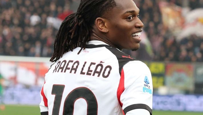Rafael Leao (attaccante AC Milan), qui durante Cremonese-Milan 0-2 (Serie A 2025-2026) | News (Getty Images) Leao pensa al derby dopo Cremonese-Milan: 'E' da vita o morte. Partita personale'