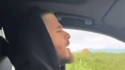 VIDEO – De Gea non solo para, ma canta pure! Karaoke verso il Viola Park