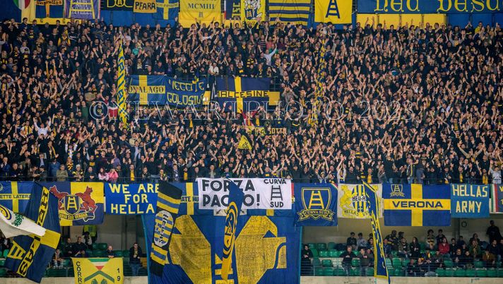 Verona a Lecce, tifosi gialloblù verso quota 200  Verona a Lecce, tifosi gialloblù verso quota 200 - immagine 1