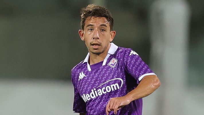 FLORENCE, ITALY - OCTOBER 26: Maxime Lopez of ACF Fiorentina in action during the match between of ACF Fiorentina and FC Cukaricki, Group F - Uefa Europa Conference League 2023/24 at Stadio Artemio Franchi on October 26, 2023 in Florence, Italy. (Photo by Gabriele Maltinti/Getty Images) Lopez: “Non so se resterò a Firenze, dipende dalla società. A Sassuolo…” - immagine 1