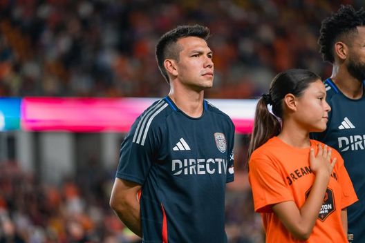 Hirving Lozano all'opera con indosso i colori del San Diego FC (ottobre 2025)