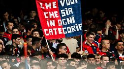 Genoa, presentata la nuova maglia: innovazione e amore per i colori