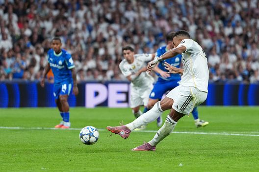 Kylian Mbappé del Real Madrid segna il secondo gol della sua squadra su rigore durante la partita della fase a gironi della UEFA Champions League 2025/26 tra il Real Madrid e l'Olympique de Marseille giocata allo stadio Santiago Bernabeu il 16 settembre 2025 a Madrid. (Photo by Mateo Villalba Sanchez/Getty Images) Real Madrid, nuovo record in Champions: i blancos sono la squadra con più rigori della storia- immagine 2