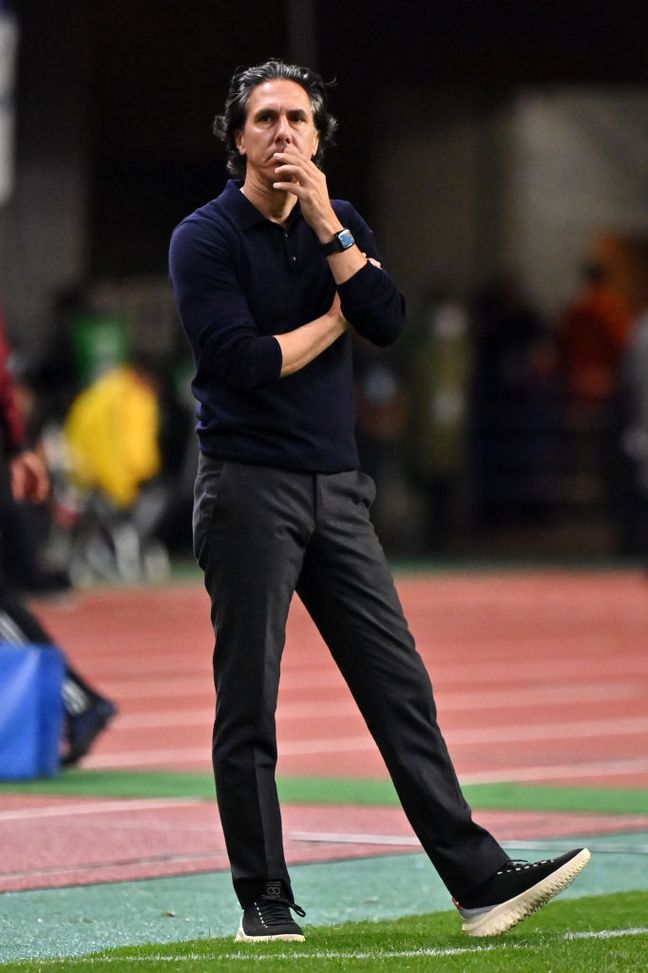 Bayern Monaco, stagione finita per Davies: infortunio al crociato- immagine 4