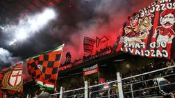 Milan, striscioni tifosi per società: “Non esiste stagione positiva senza vittorie
