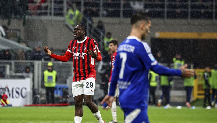 milan-como-la-uefa-non-decide-e-rinvia-la-scelta-sul-giocare-a-perth-in-australia