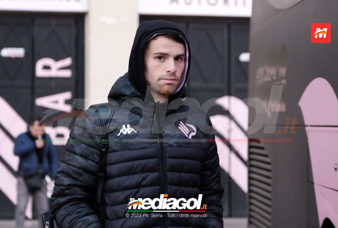FOTO Pisa-Palermo, i rosanero in partenza dallo stadio “Renzo Barbera” (GALLERY) - immagine 21
