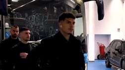 VIDEO Il pullman del Napoli arriva al Maradona: la concentrazione degli azzurri