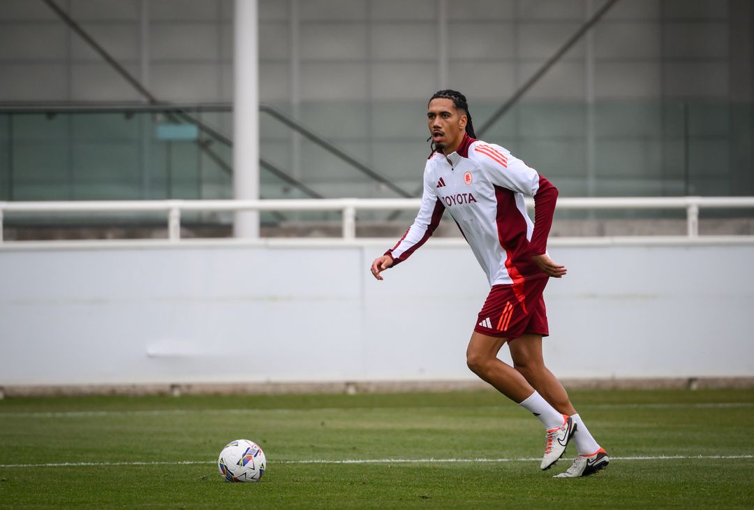 Ritiro Roma, primo allenamento in Inghilterra: c’è Paredes – FOTO GALLERY - immagine 22