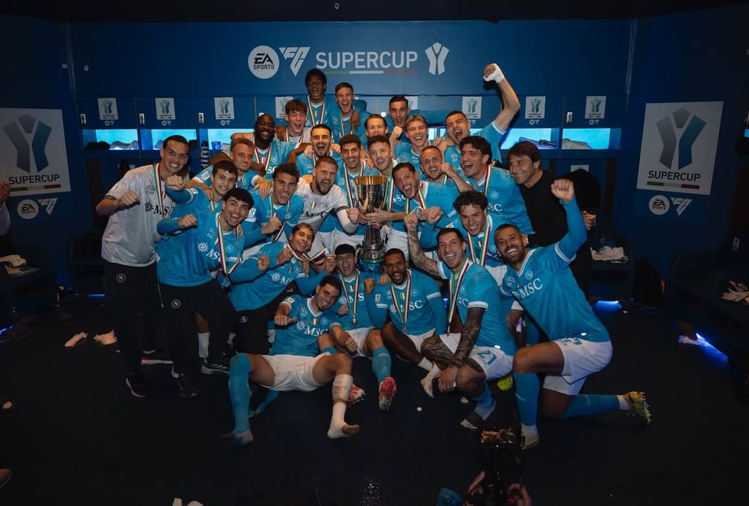 Di Lorenzo festeggia la Supercoppa con gli scatti più belli –  LA GALLERY - immagine 6