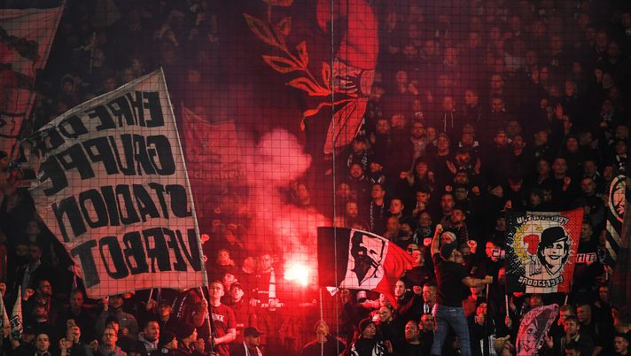 Napoli-Union, gli Ultras tedeschi lasciano la città dopo gli scontri: il motivo - immagine 1
