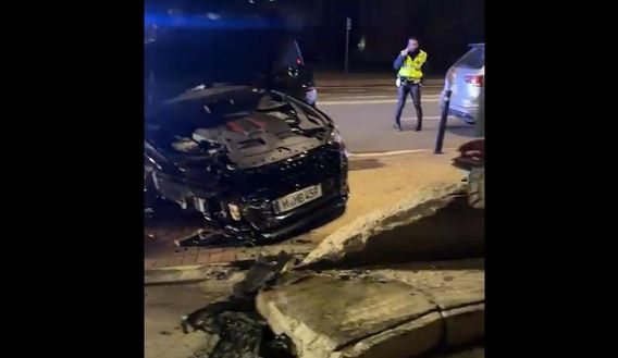 Balotelli si schianta, auto distrutta e rifiuta alcol test. Lui illeso ma barcollante- immagine 2