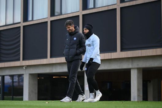 Ranocchia ad Appiano durante l’allenamento dell’Inter- immagine 3