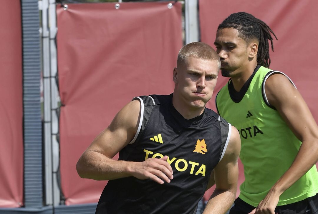 Roma, la squadra si allena a Trigoria. Presenti Paredes e Sanches – FOTO GALLERY - immagine 13