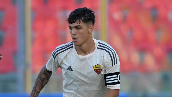 Feola-show: l’ex Roma elimina la Lazio in Coppa col cucchiaio ed esulta come Totti - immagine 1