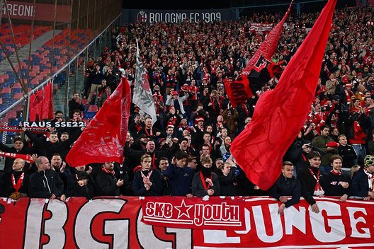 Tifosi Brann a Bologna nella gara della League Phase finita 0-0 (Foto di Alessandro Sabattini/Getty Images) Brann, l’orgoglio di Bergen: alla scoperta della squadra di Alexandersson- immagine 3