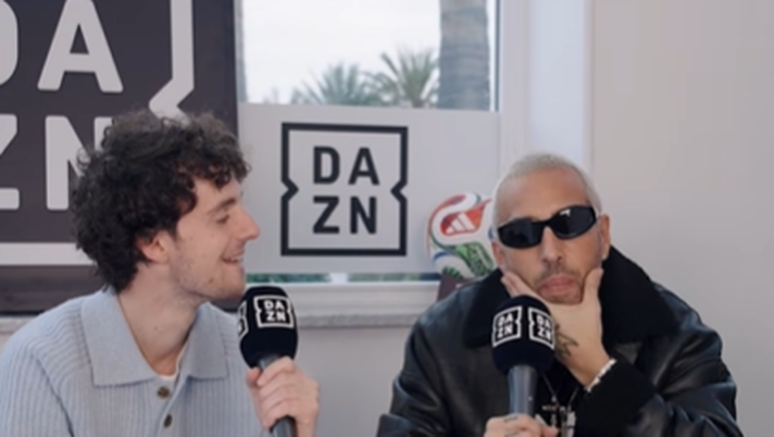 Luchè a Sanremo sceglie il suo calciatore preferito con la maglia del Napoli VIDEO Luchè a Sanremo sceglie il suo calciatore preferito con la maglia del Napoli VIDEO - immagine 1