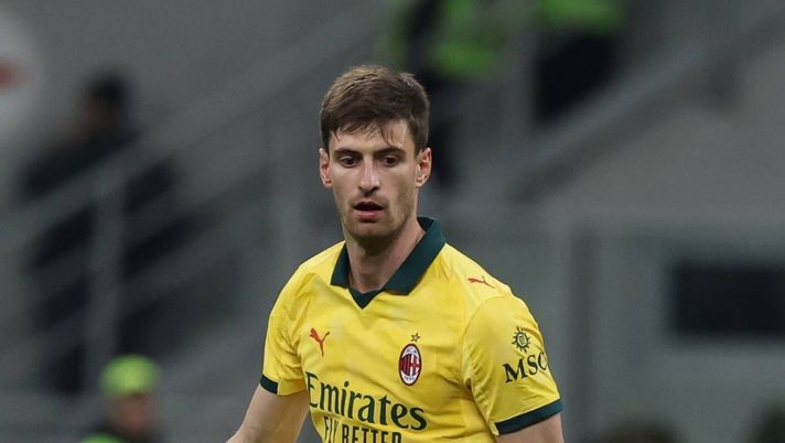 Matteo Gabbia (difensore AC Milan), qui durante Milan-Como 1-1 (Serie A 2025-2026) | News (Getty Images) Milan, buone notizie sul fronte Gabbia: nessuna lesione a muscoli o tendini