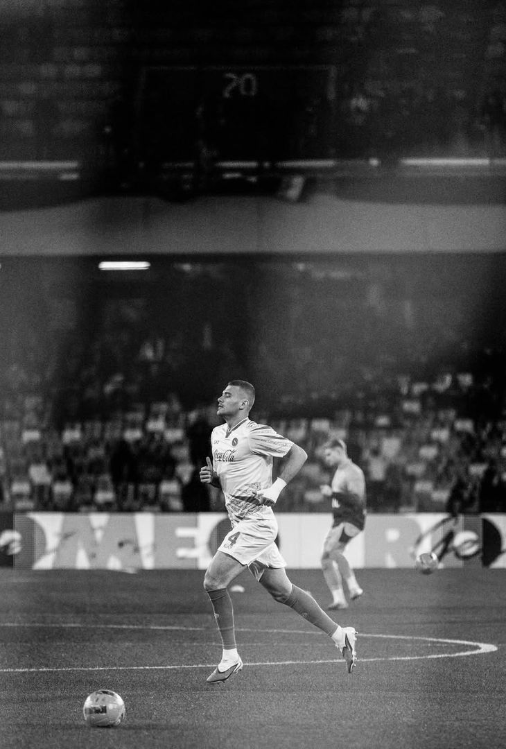 “Sete di redenzione”: il film in bianco e nero di Napoli-Hellas Verona – FOTOGALLERY - immagine 20