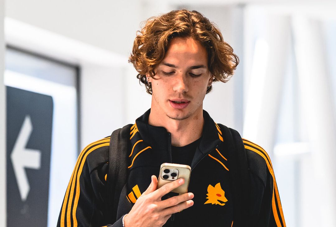 Rangers-Roma, il viaggio dei giallorossi verso Glasgow – FOTO GALLERY - immagine 9