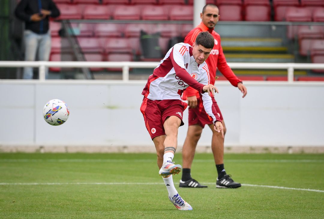 Roma, secondo giorno di allenamento in Inghilterra – FOTO GALLERY - immagine 12