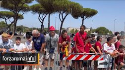 VIDEO – Dovbyk in arrivo a Roma: i tifosi giallorossi pronti ad accoglierlo
