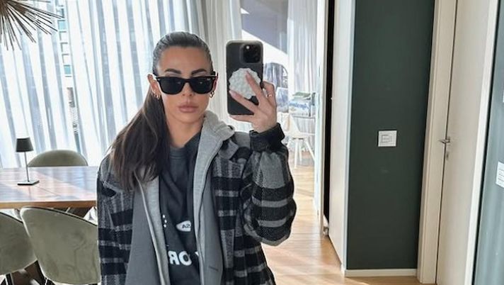 Giulia Amodio: “Derubata della mia borsa in centro a Milano. È uno schifo” Giulia Amodio: “Derubata della mia borsa in centro a Milano. È uno schifo” - immagine 1