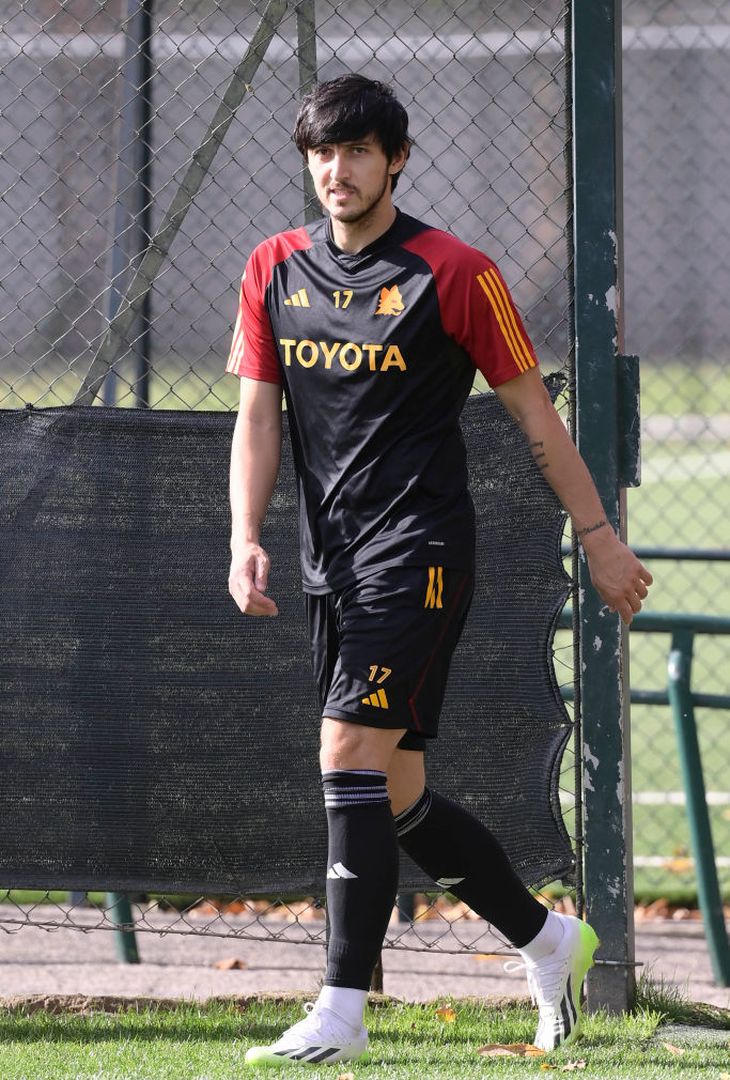 Roma, seduta con vista sul Lecce: in gruppo Dybala e Renato Sanches – FOTO GALLERY - immagine 29