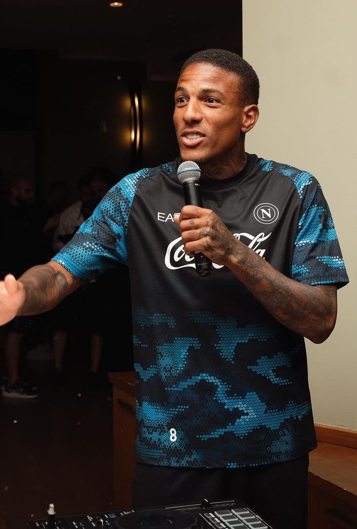 Quanta allegria nel ritiro azzurro per il compleanno del mister