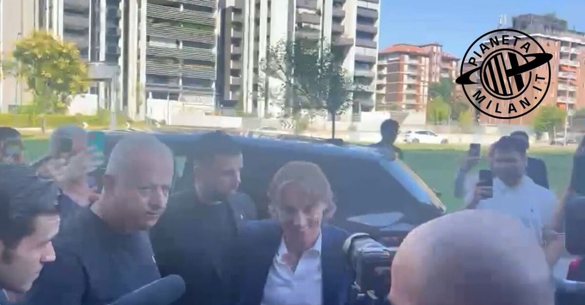 VIDEO – Milan, Modric è arrivato a Casa Milan per la firma sul contratto | PM News VIDEO – Milan, Modric è arrivato a Casa Milan per la firma sul contratto | PM News