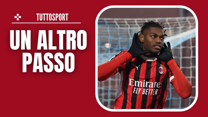 L'esultanza di Rafael Leao (attaccante AC Milan) per il suo gol in Como-Milan 1-2 (Serie A 2024-2025) | News (Getty Images) esultanza gol Rafael Leao AC Milan Como-Milan 1-2 Serie A 2024-2025