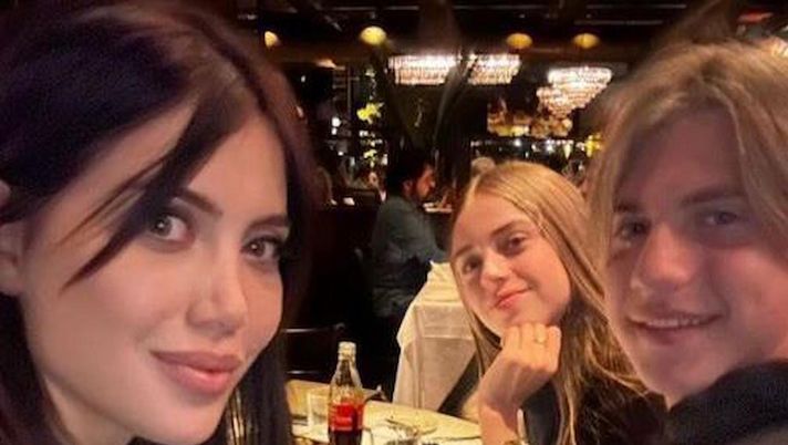 Momento speciale in casa Nara: Wanda ha conosciuto la fidanzata del figlio Valentino - immagine 1