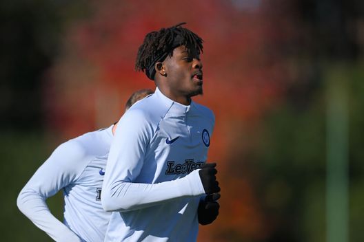 Pavard out, non solo Darmian: “Inzaghi conta su de Vrij. Ma c’è pure un’opzione a sorpresa”- immagine 3