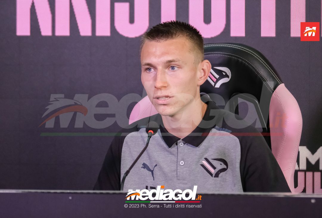 FOTO PALERMO, presentato di Kristoffer Lund Hansen in conferenza stampa (GALLERY) - immagine 27