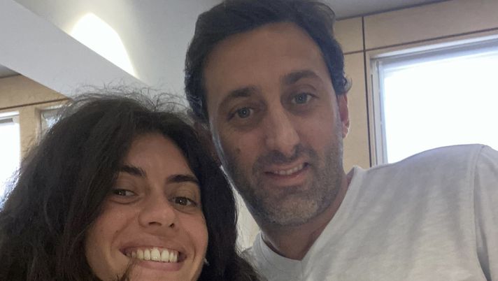 Ilaria Balleri con el Principe Milito La partita della nostalgia, segui il backstage con la nostra Ilaria Balleri - immagine 1
