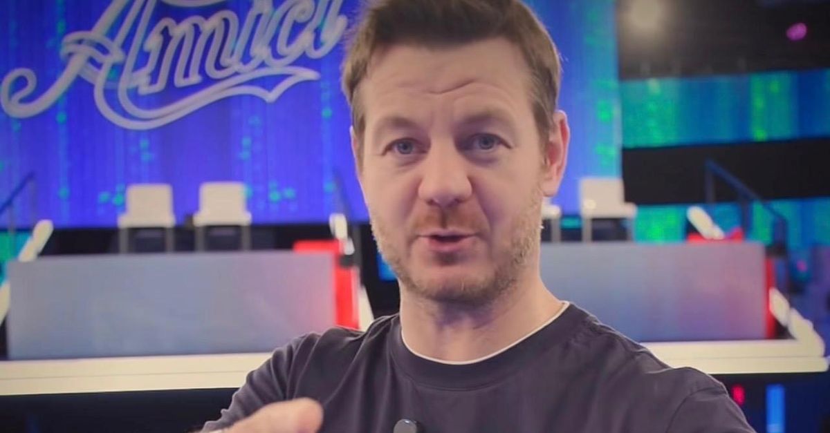 Alessandro Cattelan e il caos dopo l’annuncio: “Giuro che non sono io il quarto giudice”