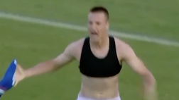 Brucia il difensore e batte il portiere: l’eurogol di Camarda