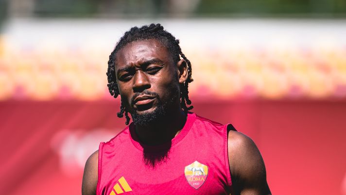 ROME, ITALY - MAY 22: AS Roma player Manu Koné during a training session at Centro Sportivo Fulvio Bernardini on May 22, 2026 in Rome, Italy. (Photo by Luciano Rossi/AS Roma via Getty Images) Roma, vendere per le regole Uefa. Inter e Psg su Koné. Il francese è valutato 50 mln, ma… - immagine 1