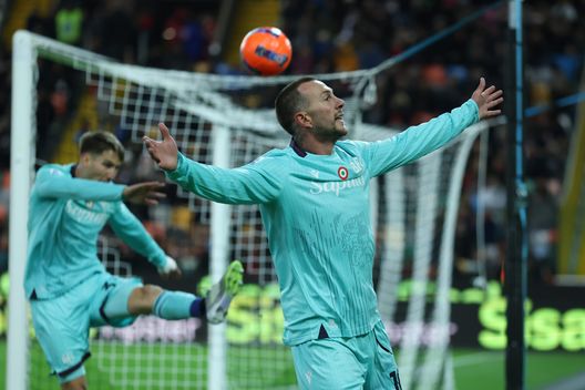 L'esultanza di Federico Bernardeschi, tornato a giocare in Italia.. (Photo by Timothy Rogers/Getty Images) I “Vitelloni” del Bologna e la loro marginalità: come i rossoblù hanno avuto il coraggio di arrivare in cielo- immagine 8