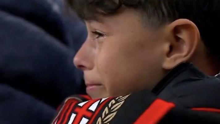 Il derby butta male…e il bimbo rossonero piange lacrime vere… Il derby butta male…e il bimbo rossonero piange lacrime vere… - immagine 1