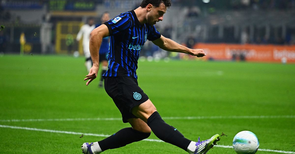 Inter, Carlos Augusto all’intervallo: “Devo stare attento. Loro sono forti nella ripartenza”