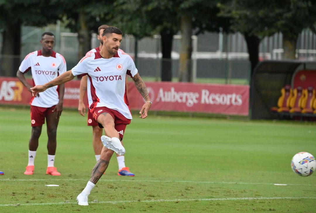 Trigoria, l’allenamento della Roma a due giorni dal Genoa: out Zalewski – FOTO GALLERY - immagine 2