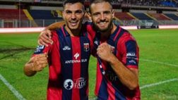 Il derby riconcilia Taranto ed Eziolino Capuano: ecco l’inchino, prima della follia finale…