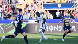 Inter, finalmente Thuram: gol rocambolesco e occhiata in tribuna. E papà Lilian…