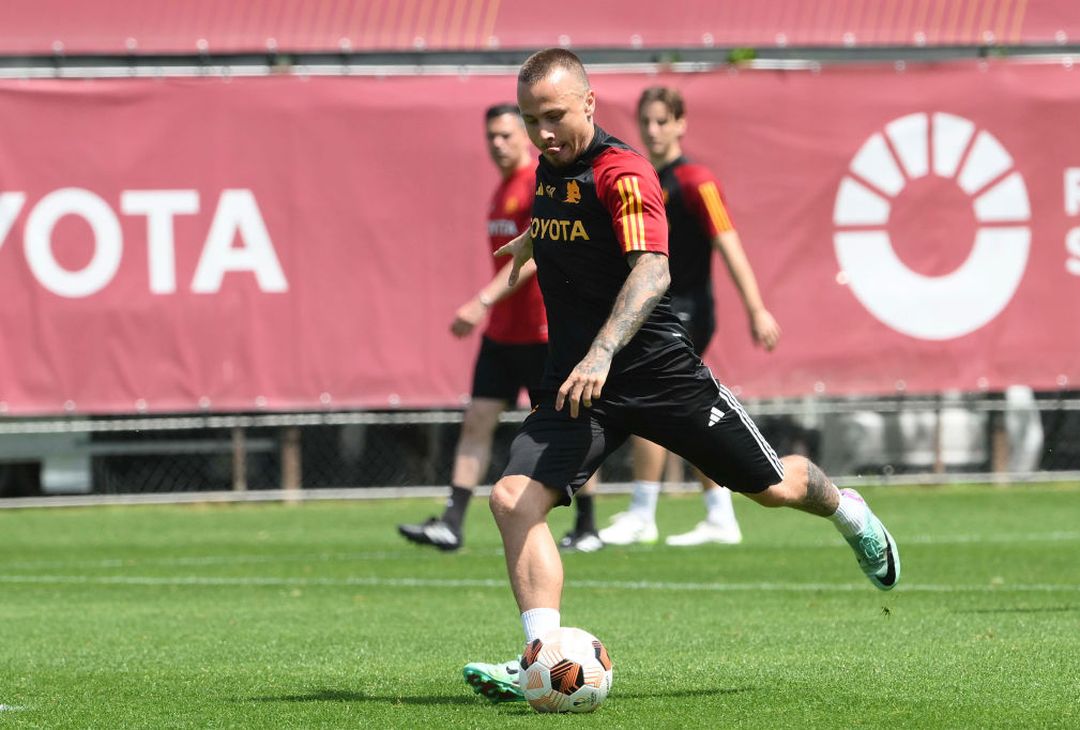 Trigoria, l’allenamento in vista del Bayer: tornano Lukaku e Smalling – FOTO GALLERY - immagine 17